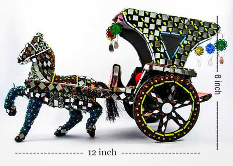 Traditional Glass Work Decoration Horse Fancy Decorative Model Traditional Design Horse & Cart